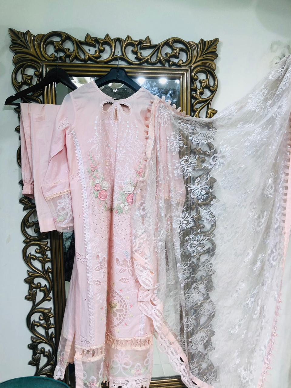 Maria.B Luxury Lawn Unstitched Embroidered 3Pc Suit D-2610-A