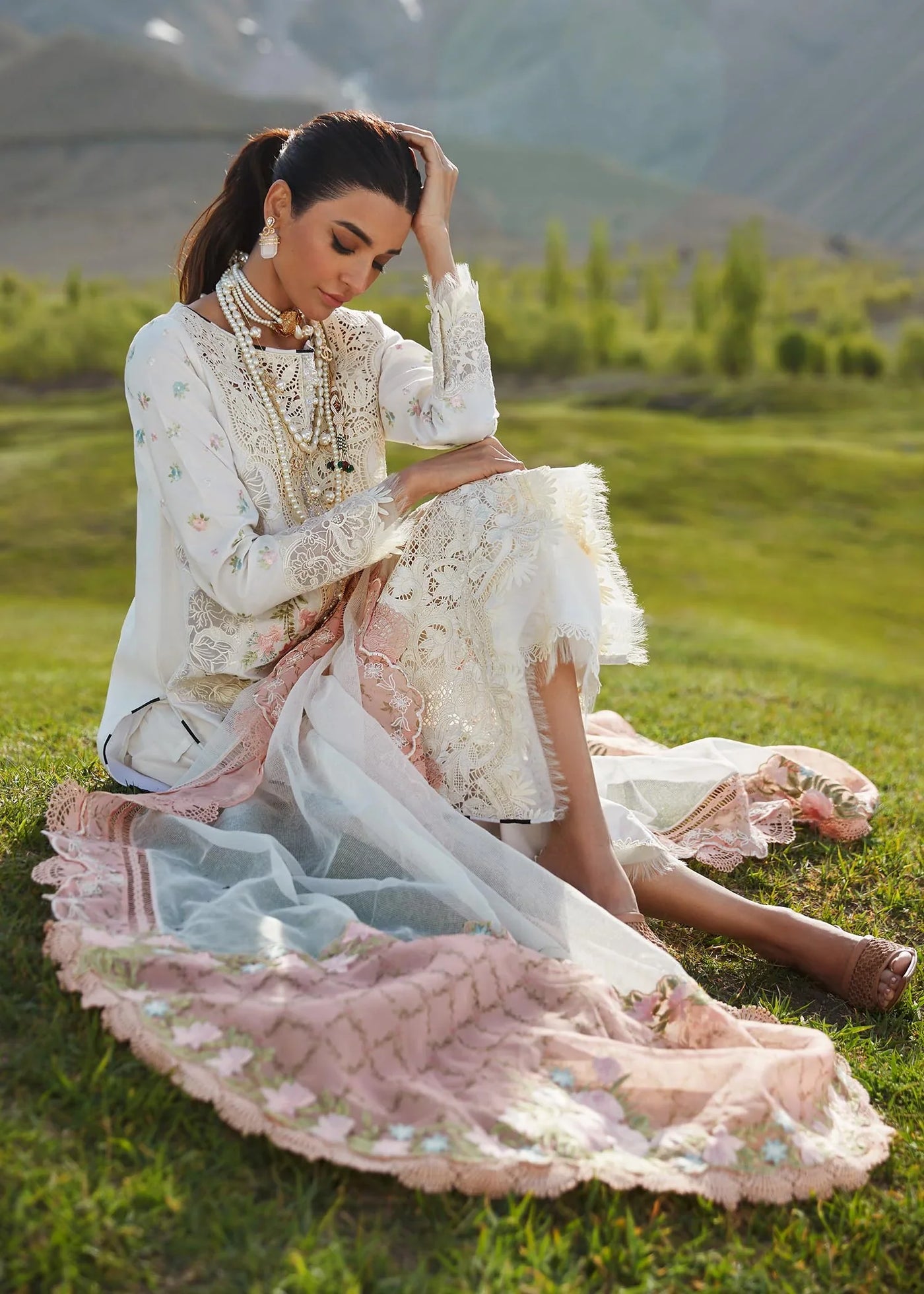 Crimson Stitched 3 Pc Embroidered Lawn Suit 1A-Ivory - Summer Collection D & M COLLECTION AND NIZAMI JEWELRY