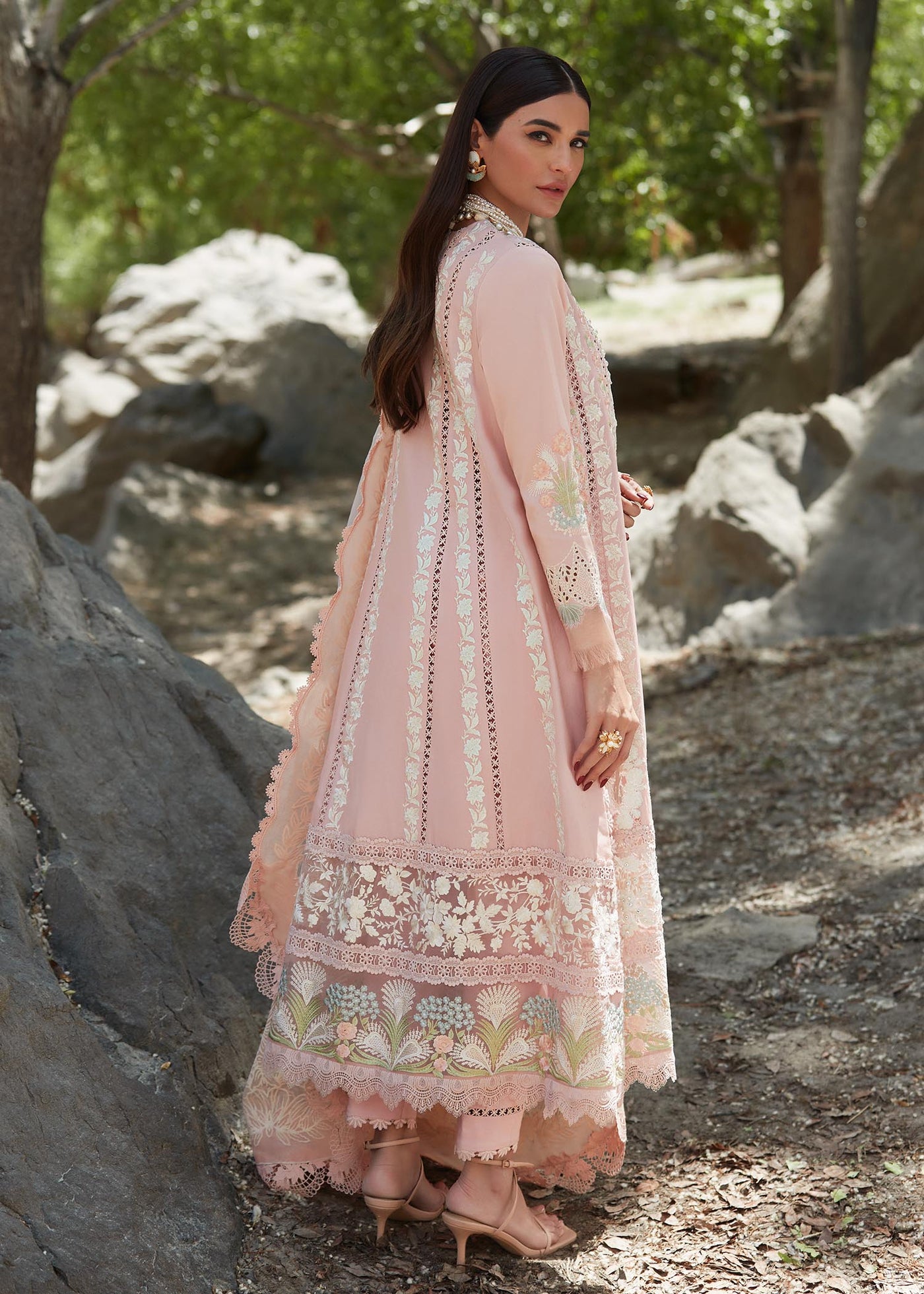 Crimson Stitched 3 Pc Embroidered Lawn Suit 2B-Rose - Summer Collection D & M COLLECTION AND NIZAMI JEWELRY