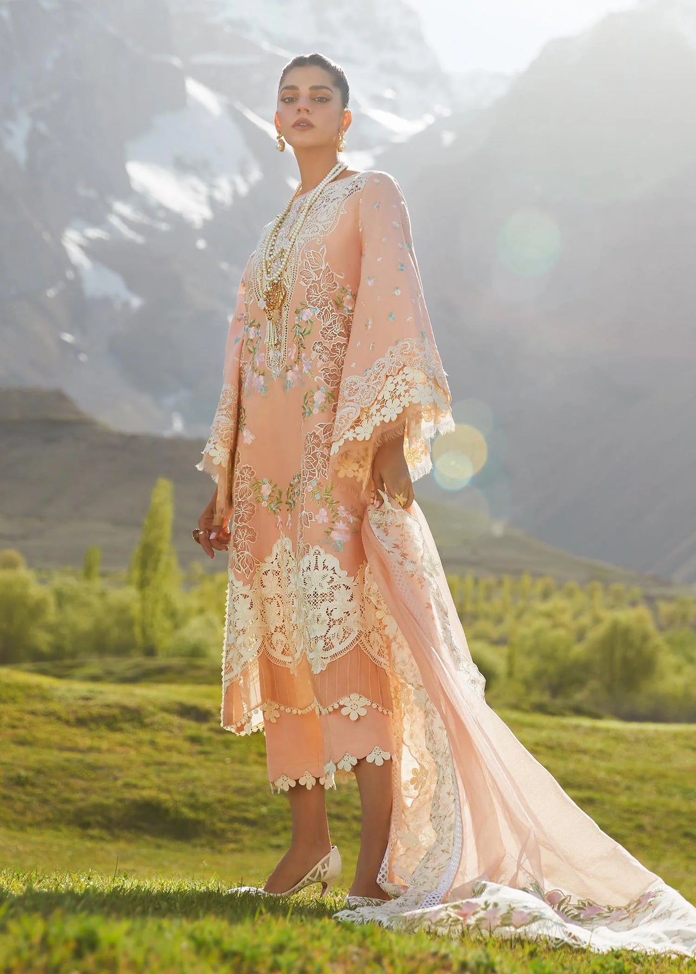 Crimson Unstitched 3 Piece Embroidered Lawn Suit 1B-Dusty Pink - Summer Collection D & M COLLECTION AND NIZAMI JEWELRY