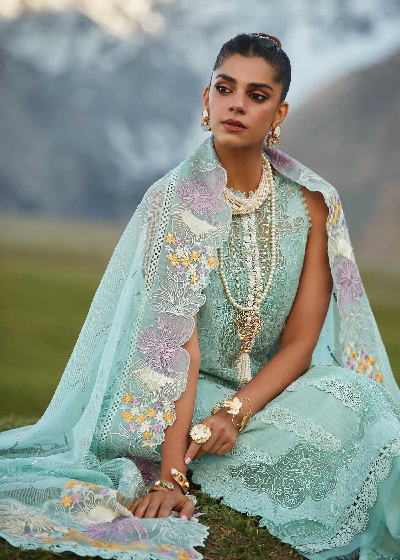 Crimson Unstitched 3 Piece Embroidered Lawn Suit 4A-Opal - Summer Collection D & M COLLECTION AND NIZAMI JEWELRY