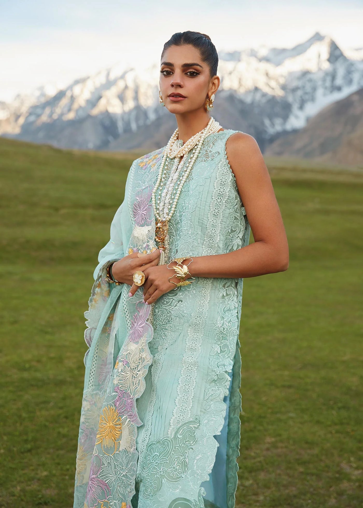 Crimson Unstitched 3 Piece Embroidered Lawn Suit 4A-Opal - Summer Collection D & M COLLECTION AND NIZAMI JEWELRY