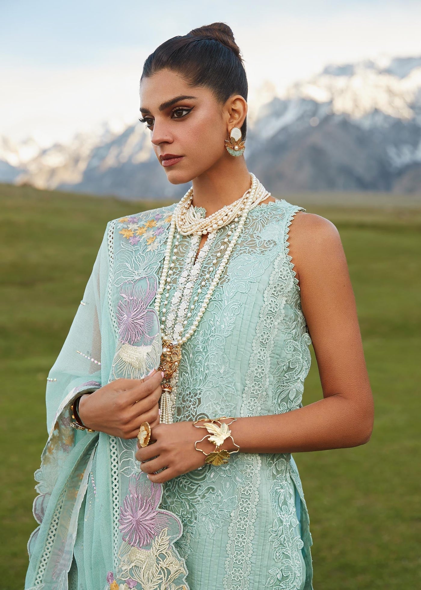 Crimson Unstitched 3 Piece Embroidered Lawn Suit 4A-Opal - Summer Collection D & M COLLECTION AND NIZAMI JEWELRY