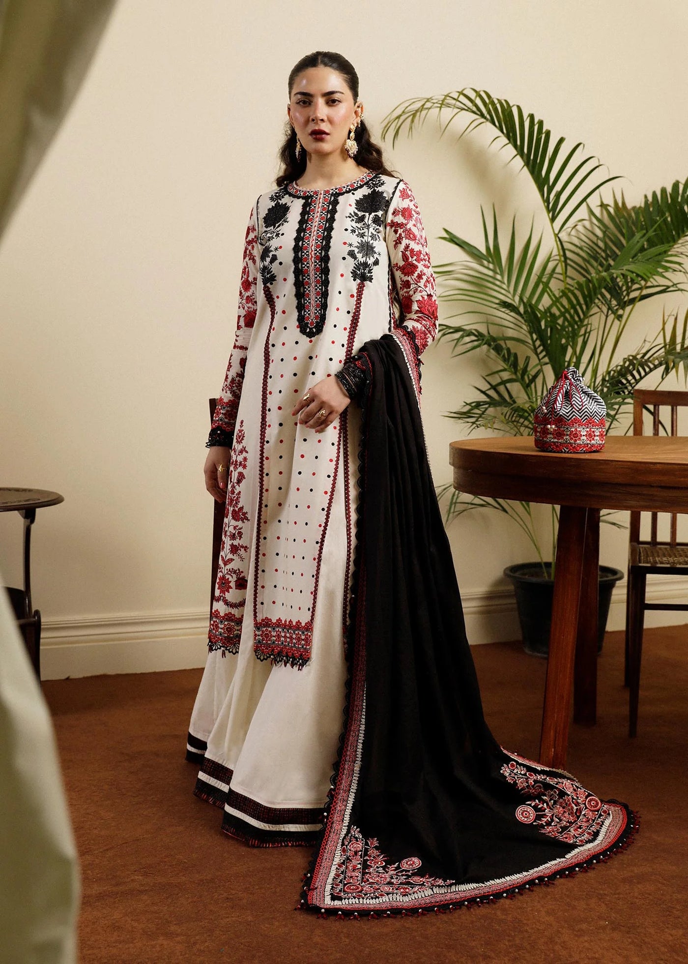 Hussain Rehar Unstitched 3 Piece Embroidered Lawn Suit - Roseate- Spring / Summer Collection D & M COLLECTION AND NIZAMI JEWELRY