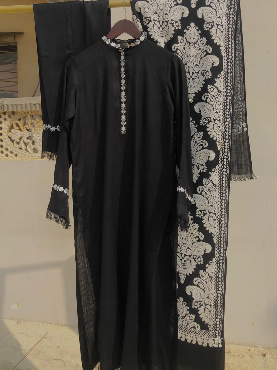 Stitched 3 Piece Khaddar Ensemble Paired With Beautiful Embroidered Shawl - Black - Luxury D&M Signature Eid Collection