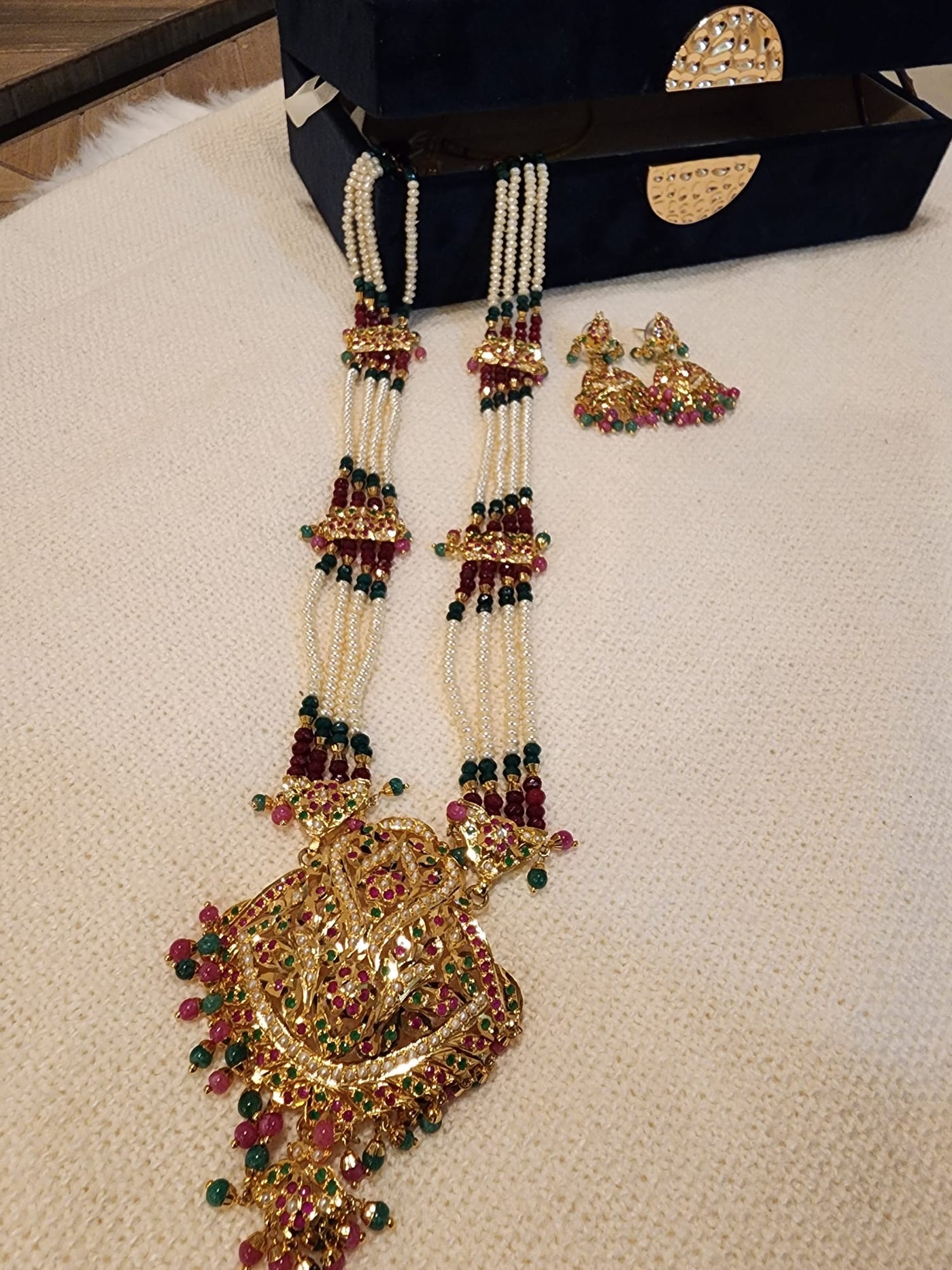 Jadau Rani Haar Made on Semi Real, Semi Real Jadau and Semi Real Pearls S-41 D & M COLLECTION AND NIZAMI JEWELRY