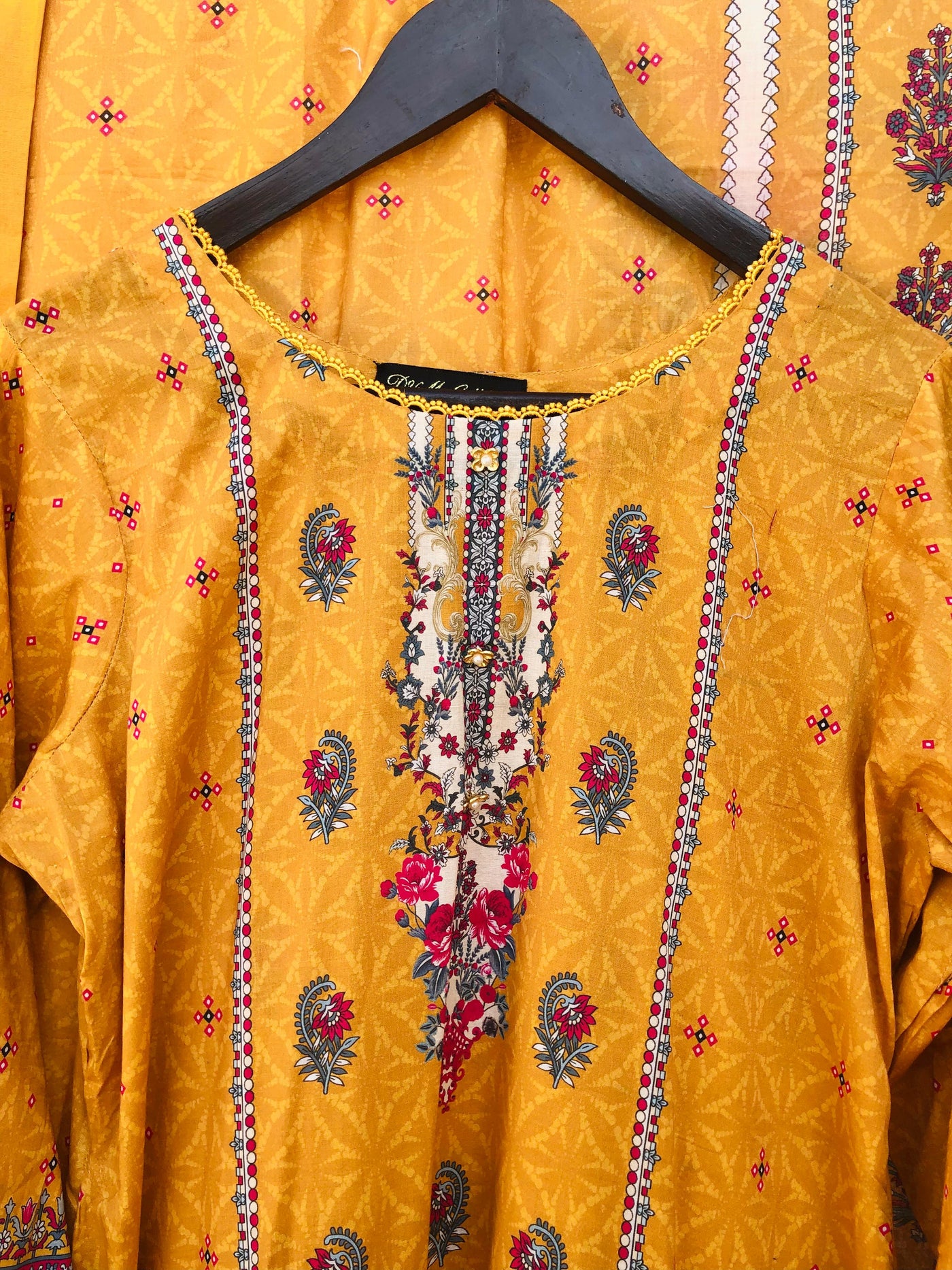 MI Creation by DR. Haris - MARIA Stitched 3 Piece Digital Printed Lawn Suit MAR-007 - Summer Collection