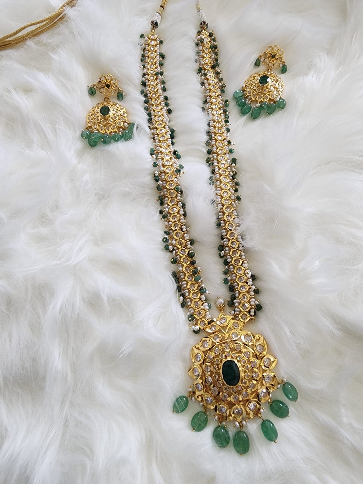 Made on 6 Carat Gold Real Emerald, Uncut Polki, Real Ruby and Real Pearls S-05 D & M COLLECTION AND NIZAMI JEWELRY