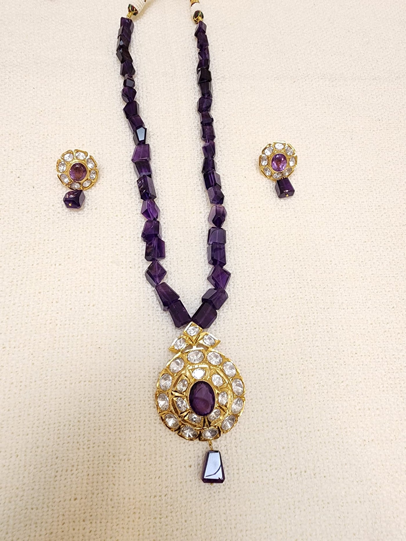 Made on 6 Carat Gold Real Amethyst and Mozinite Stone S-69