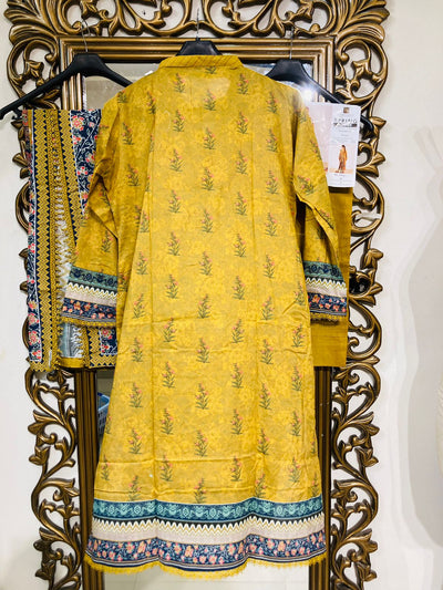 Mausummery Stitched 3 Piece Digital Printed Lawn Suit 23V3 - Erina Mustard - Luxury Summer Collection D & M COLLECTION AND NIZAMI JEWELRY