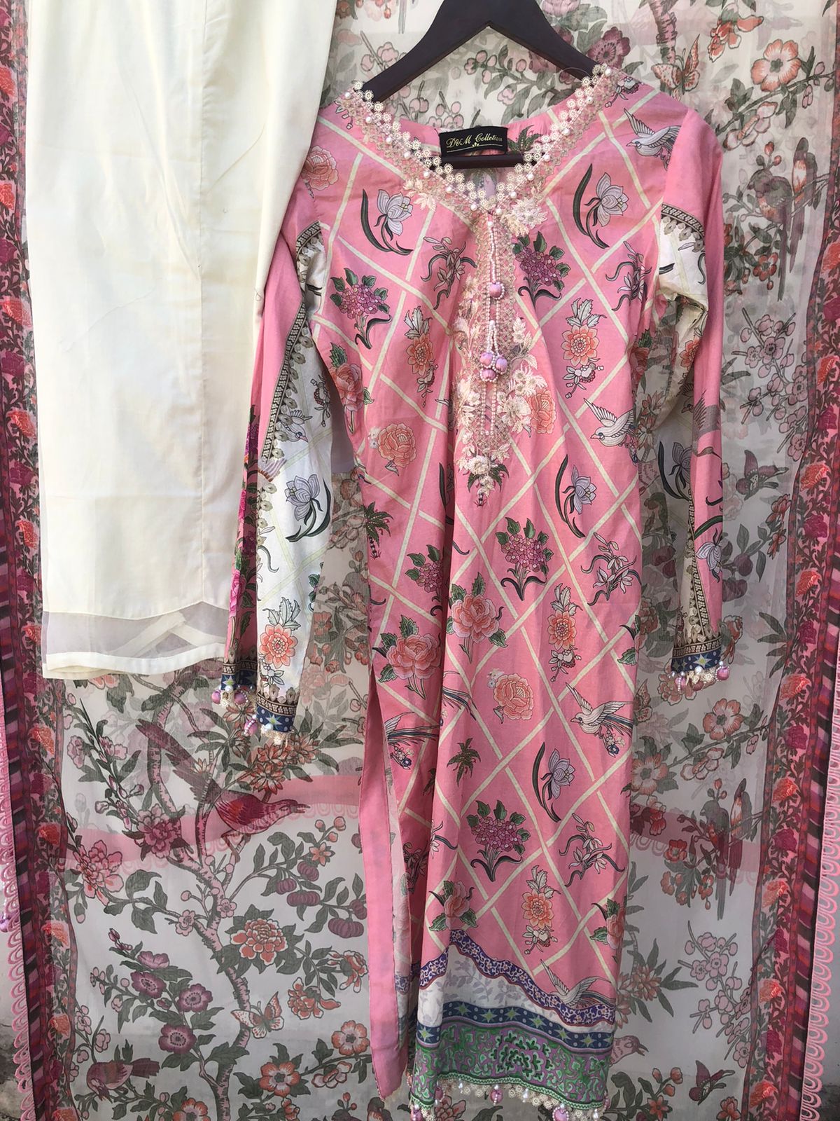 Muzlin By Sana Safinaz Stitched 3 Piece Embroidered Lawn Suit SS23MZ 4B - Pink - Summer Collection