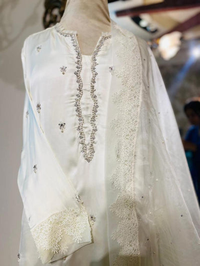 Stitched Stunning Silk Suit With Soft Organza Dupatta - RTW-09 - Luxury D&M Signature Eid Collection D & M COLLECTION AND NIZAMI JEWELRY