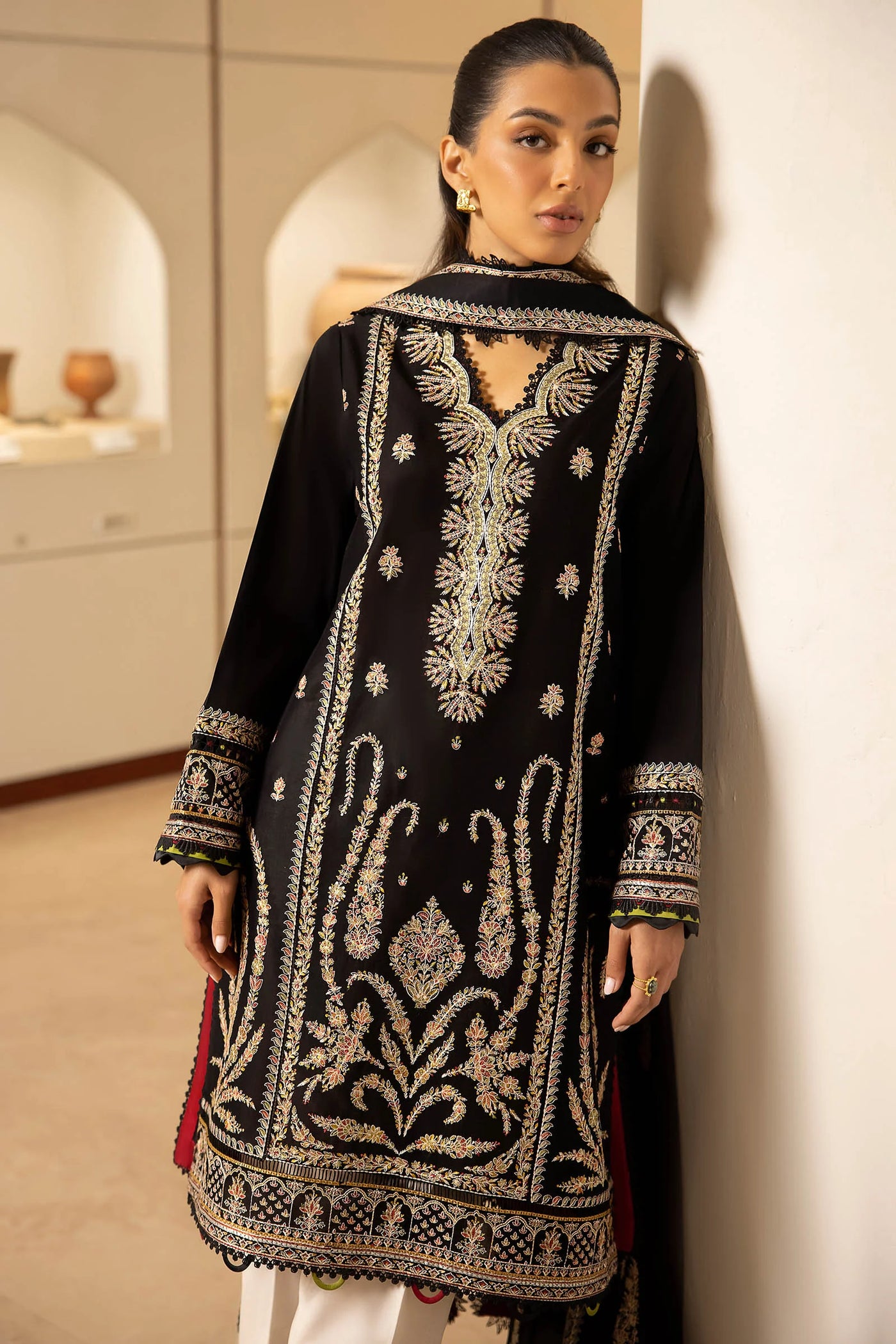 Zaha By Khadijah Shah Stitched 3 Piece Embroidered Lawn Suit ZKS24F ZL24-09 B ELANIA - Festive Collection