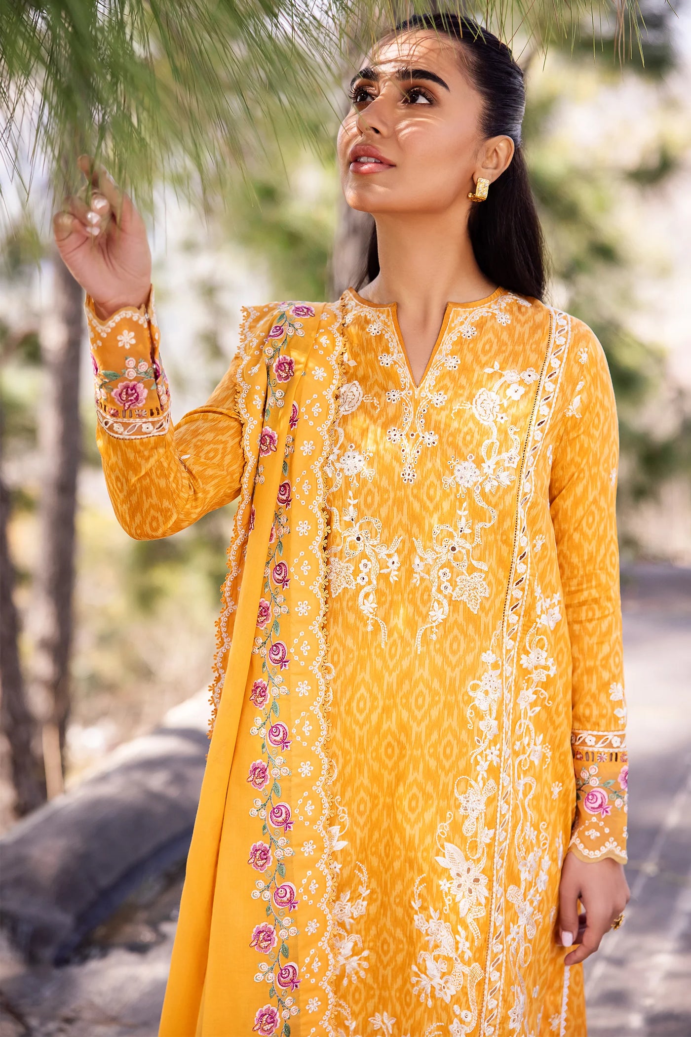 Zaha By Khadijah Shah Stitched 3 Piece Embroidered Lawn Suit ZKS24F ZL24-15 A NARINA - Festive Collection