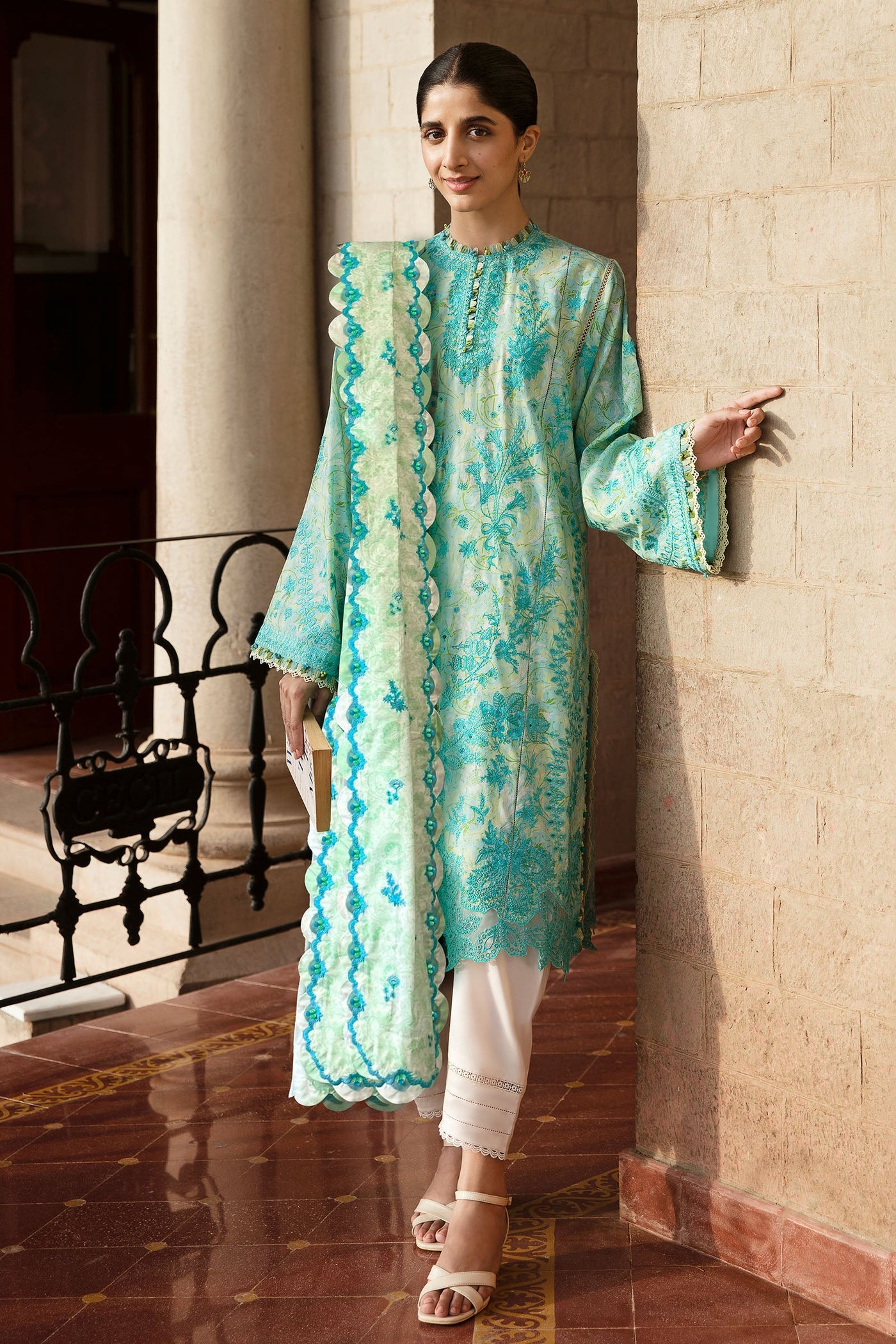 Zaha By Khadijah Shah Unstitched 3 Piece Embroidered Lawn Suit - ZF23-05-Miray - Festive Collection D & M COLLECTION AND NIZAMI JEWELRY