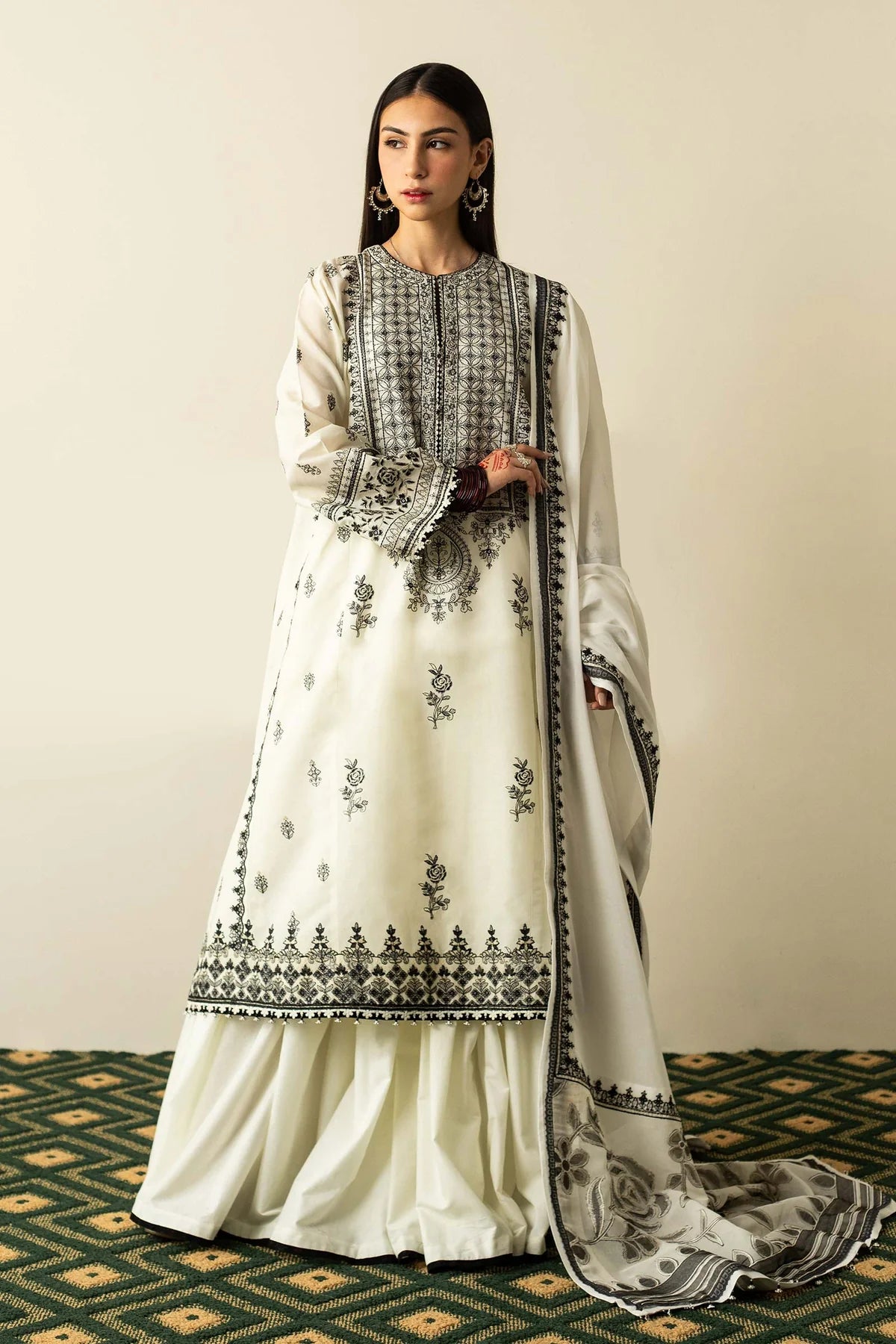 Zara Shahjahan Unstitched 3 Piece Embroidered Suit ZEL23-V2-D5 - Summer Collection D & M COLLECTION AND NIZAMI JEWELRY