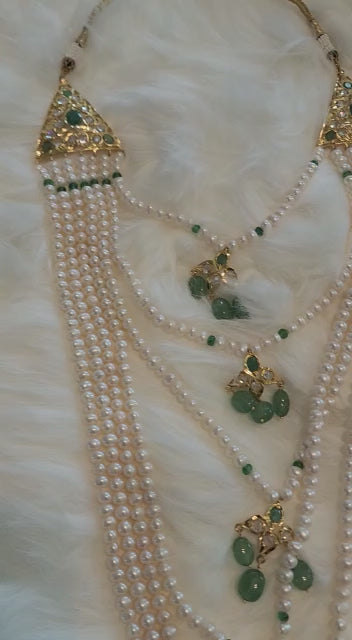 Hyderabadi Traditional Sath Ladah Made on 6 Carat Gold Real Water Pearls and Real Emerald and Polki S-13