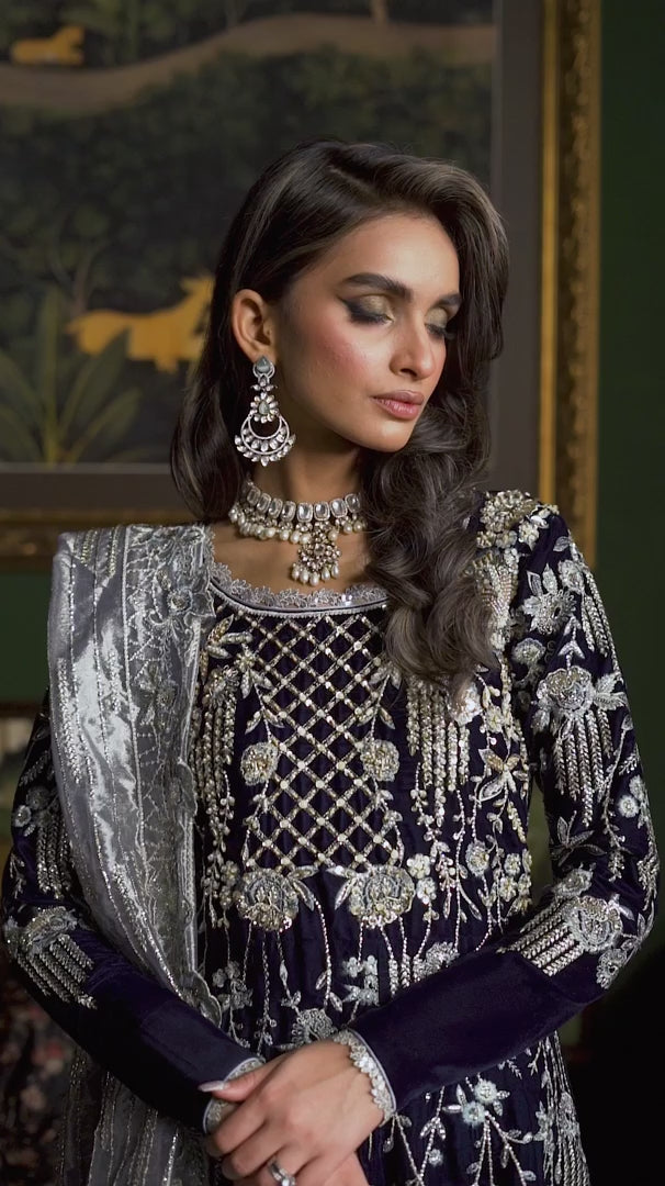 Niloufer-By-Mushq-Unstitched-3-Piece-Embroidered-Velvet-Suit-MQ23N-MV23-03-Yasmin-Luxury-Collection